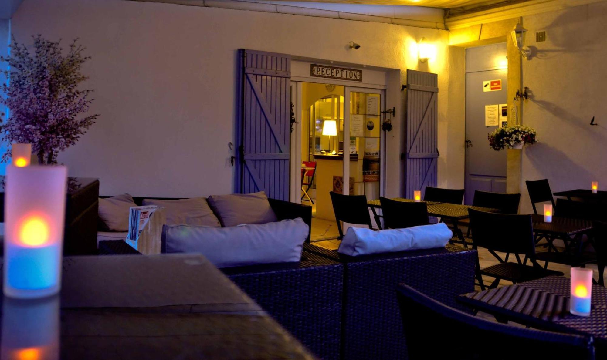 Hotel L'Escale Au Soleil サン・エギュルフ エクステリア 写真