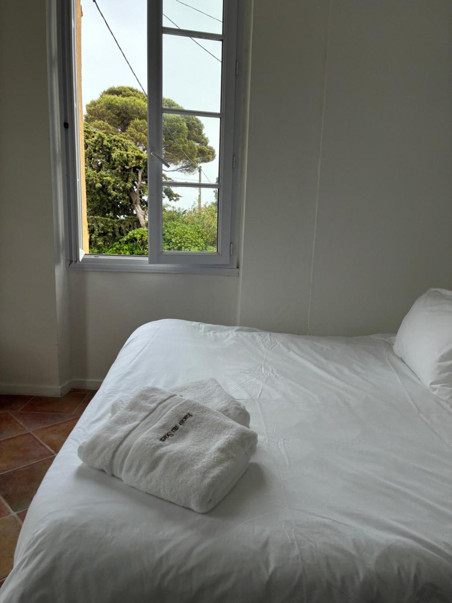 Hotel L'Escale Au Soleil サン・エギュルフ エクステリア 写真
